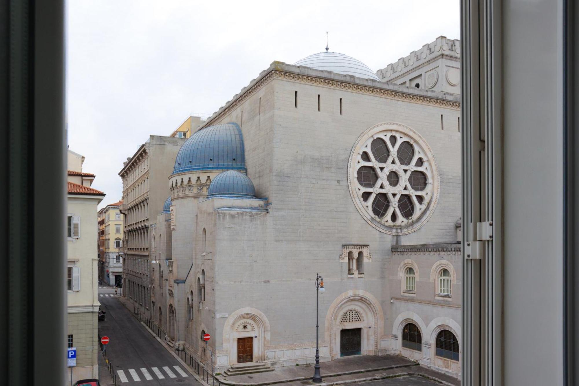 Residence Piazza Giotti 8 Trieste Exterior foto
